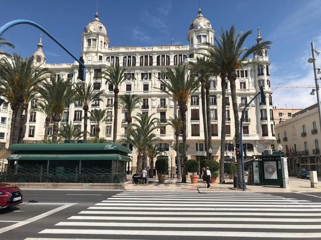 Apartamento Casaturis En El Corazon De Alicante A118 外观 照片